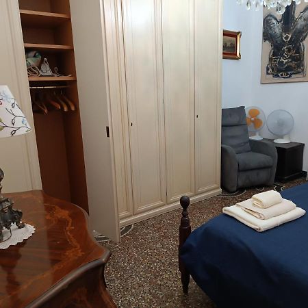 Casa Luigina Appartement Genua Buitenkant foto